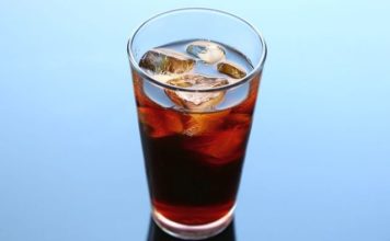 Konsekwencje picia Coca Coli cola, pepsi